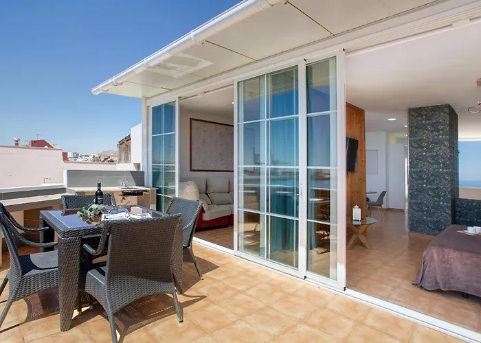 Olas Y Mar * Пуэрто-дель-Росарио