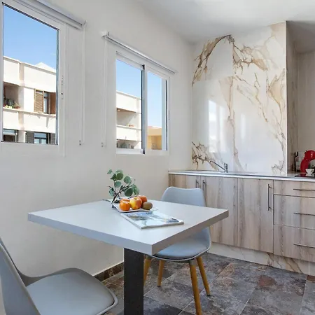 Olas Y Mar * بويرتو ديل روزاريو